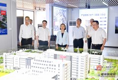 宁、吴贤德实地察看项目扶植进展